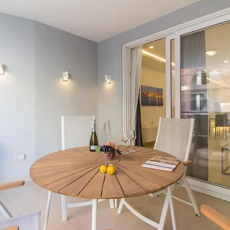 Well Located Modern Aquamarine Q - Happy Apartment St. Paul's Bay
