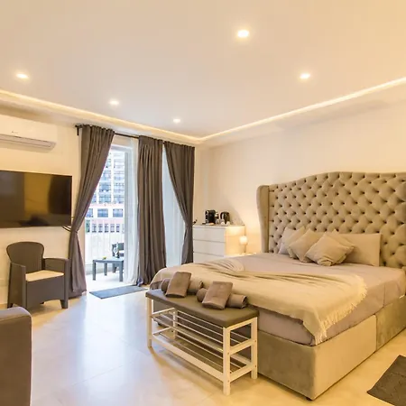 Apartment Well Located Modern Aquamarine Q - Happy