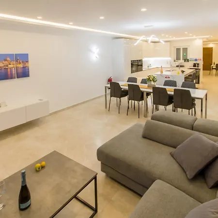 Apartman A Spacious & Modern By The Sea - Happy San Pawl il-Baħar