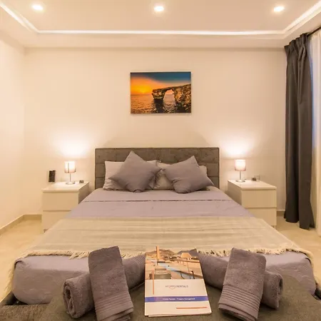Well Located Modern Aquamarine Q - Happy Apartment *